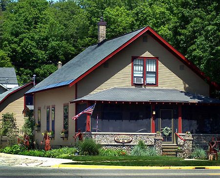 Korner Kottage Bed And Breakfast Traverse City Exteriér fotografie